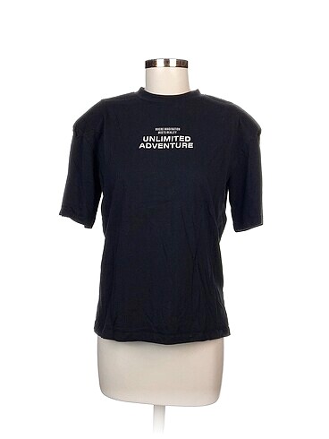 Twist T-shirt %70 İndirimli.
