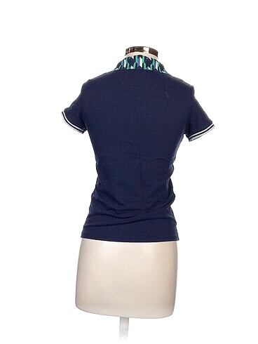 38 Beden Fred Perry T-shirt %70 İndirimli.