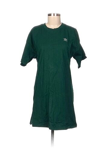 Adidas Kısa Elbise %70 İndirimli.