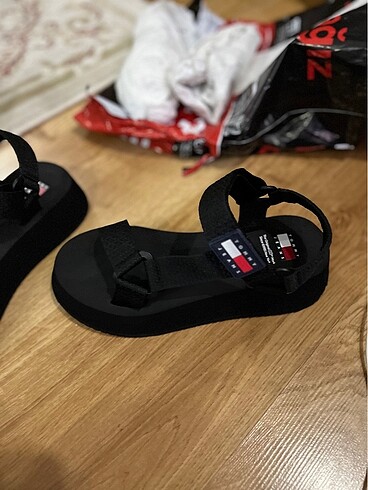 Tommy hilfiger sandalet