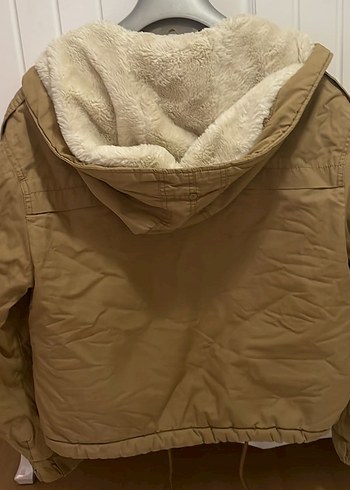 Bej Kadın Midi Boy içi yünlü mont Bershka - Görsel 5