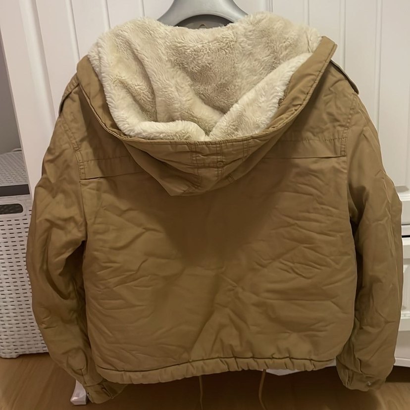 Bej Kadın Midi Boy içi yünlü mont Bershka - Görsel 5