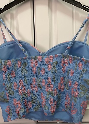 Mavi çiçekli crop - Görsel 2