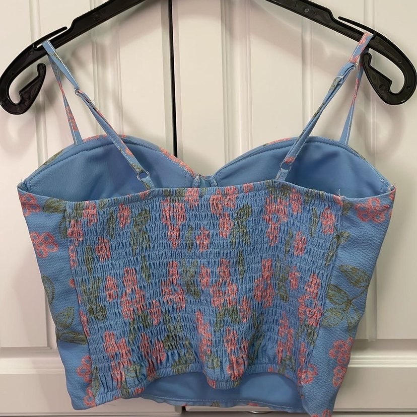 Mavi çiçekli crop - Görsel 2