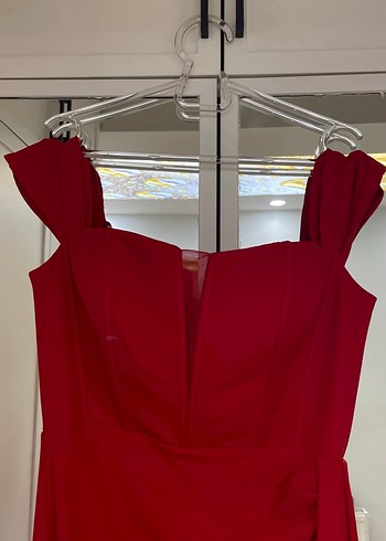 Klasik Kırmızı Drapeli Uzun Abiye Elbise - Görsel 2