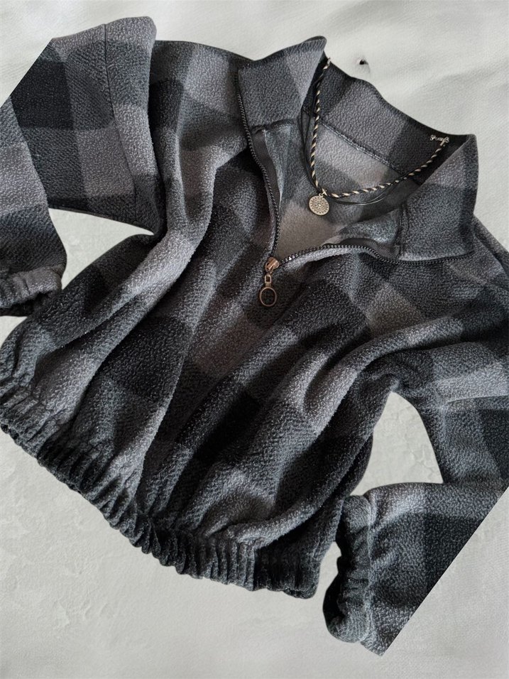Gotik Ekoseli Sweatshirt y2k rock outfit - Görsel 2