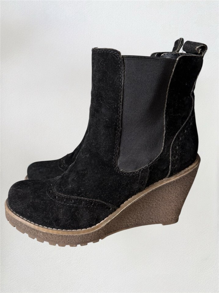 Siyah Süet Dolgu Topuklu Kadın Bot - Görsel 3