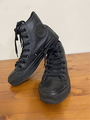 Siyah Deri Converse