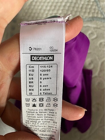 6 Yaş Beden Nabaiji kız çocuk şort mayo