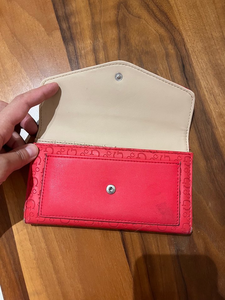 Kırmızı Desenli Guess Deri Kadın Cüzdanı - Görsel 5