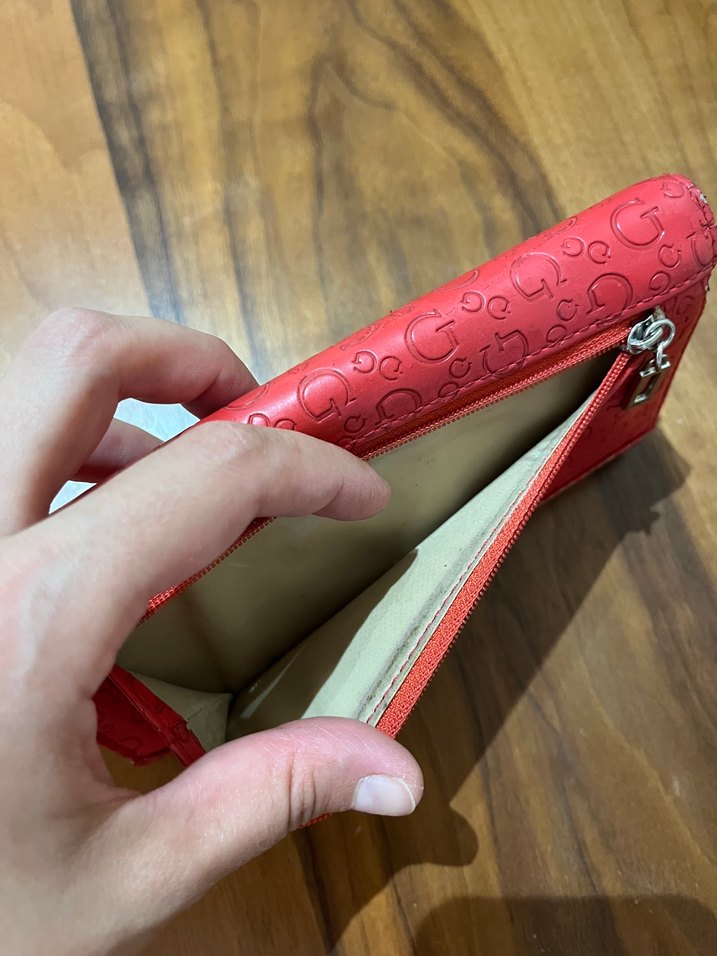 Kırmızı Desenli Guess Deri Kadın Cüzdanı - Görsel 4