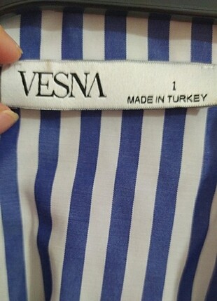 Vesna Desing Çizgili Mavi Beyaz Gömlek