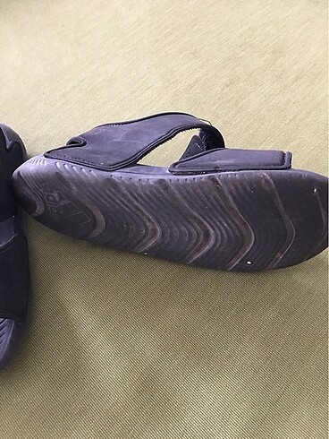 32 Beden siyah Renk adidas çocuk sandalet
