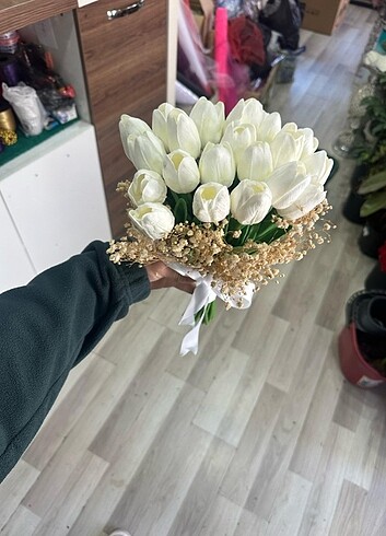 Gelin çiçegi