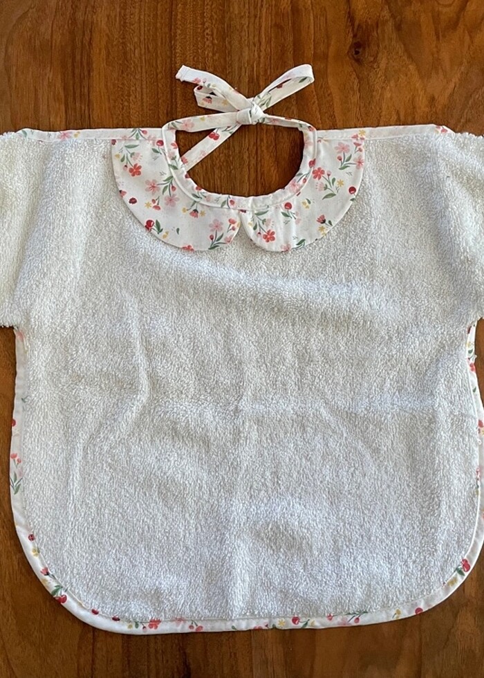 Yakalı havlu mama önlüğü - Görsel 2