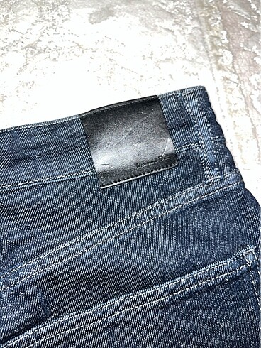 38 Beden massimo dutti jean