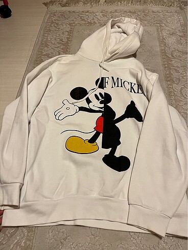 bershka mickey sweat
