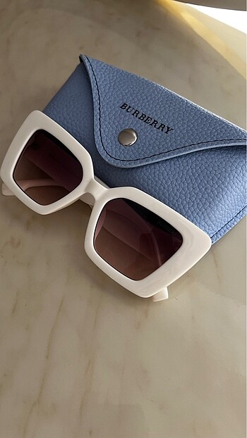 Burberry ithal gözlük