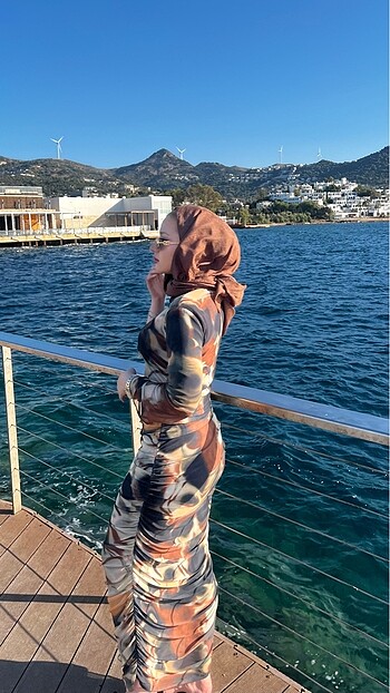 Zara Dar büzgülü elbise