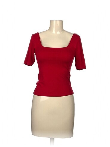 Stradivarius Bluz %70 İndirimli.