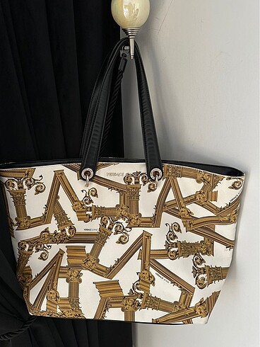 Versace 1-2 kere kullanılan çanta