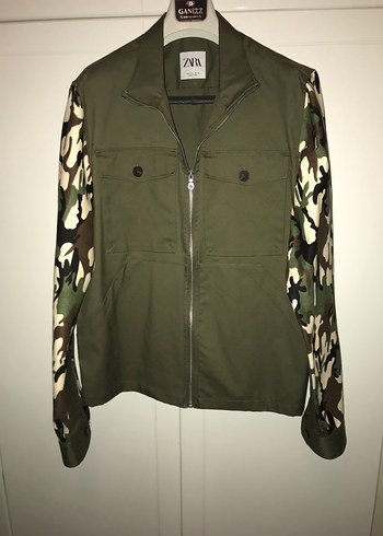 Zara Haki Kamuflaj Fermuarlı Ceket.
