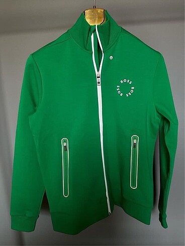 Hugo Boss Sweatshirt.