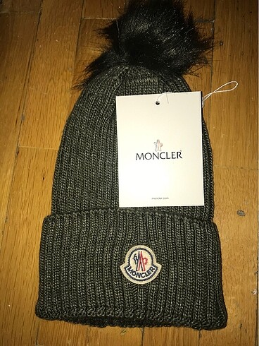 Moncler Moncler Atkı/Bere Takımı.