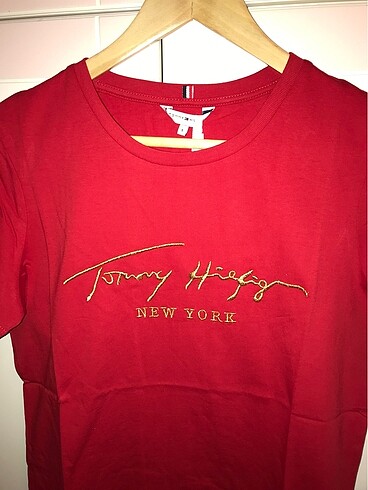 s Beden Tommy Hilfiger Bayan Tişört.