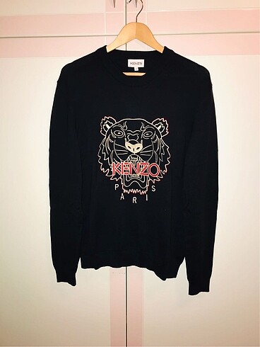 Kenzo Tiger Kazak.