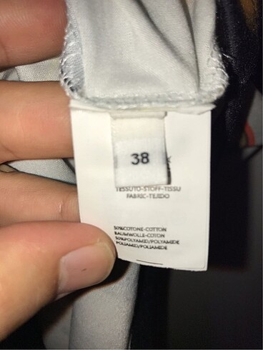 m Beden Moschino Bayan Tişört.
