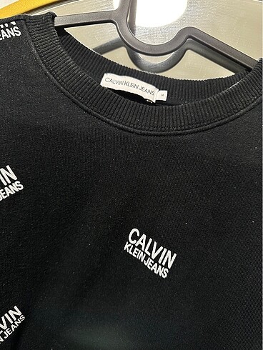 m Beden Calvin Kleın sweat