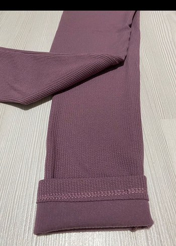 Mor Sıkı Kesim Tayt - Görsel 2