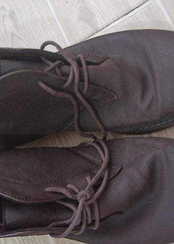 Kahverengi Erkek Minimalist  Bot - Görsel 2