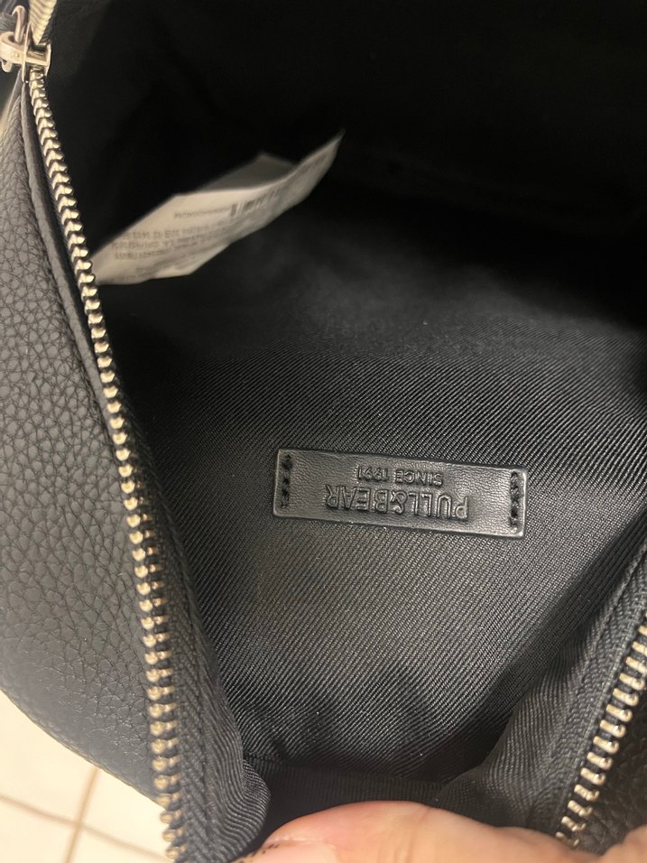 Siyah Minimalist Deri Sırt Çantası — görsel 9/10