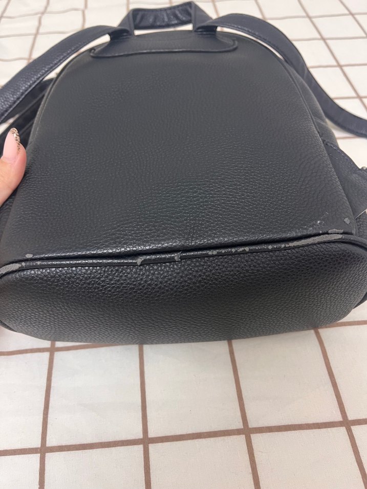 Siyah Minimalist Deri Sırt Çantası — görsel 6/10