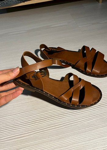 Suud Marka Kahverengi Deri Kadın Sandalet