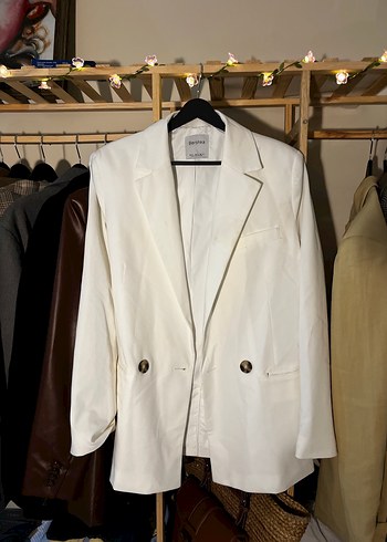 Bershka Düğmeli Beyaz Kadın Blazer Ceket