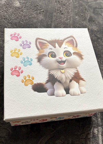 Kırmızı Kalp Şekilli Hediye Kutusu - Görsel 2