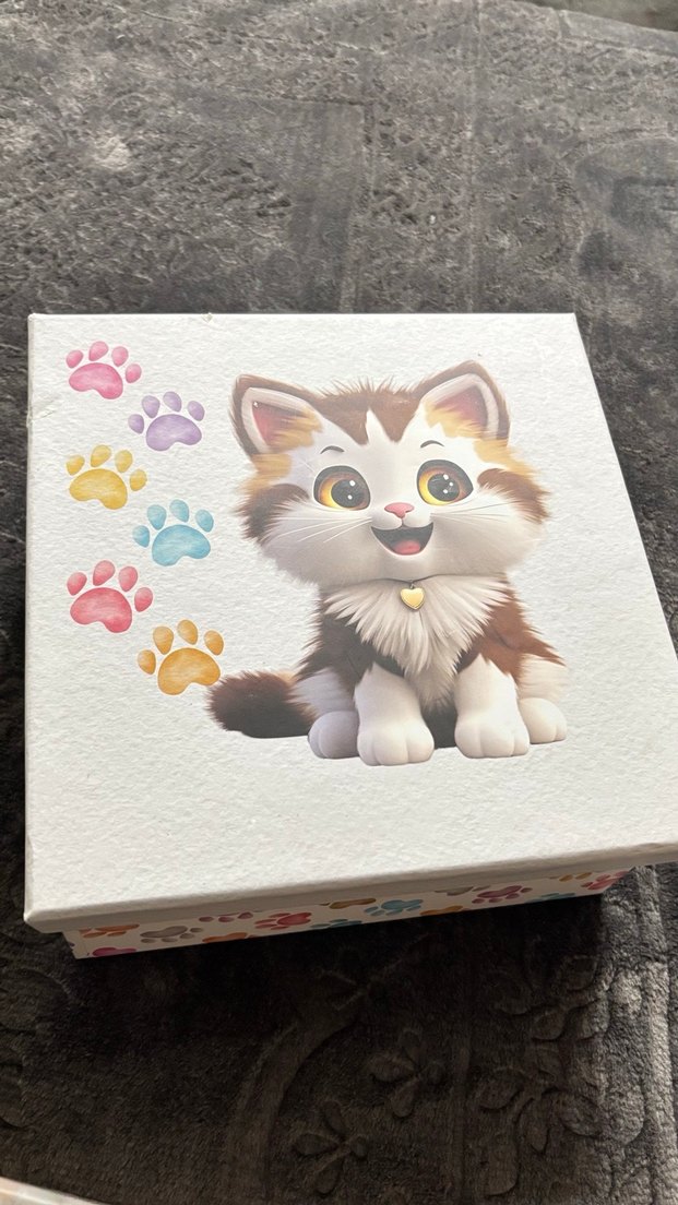 Kırmızı Kalp Şekilli Hediye Kutusu - Görsel 2