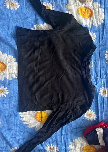 Siyah, Uzun Kollu, Boğazlı Crop Top