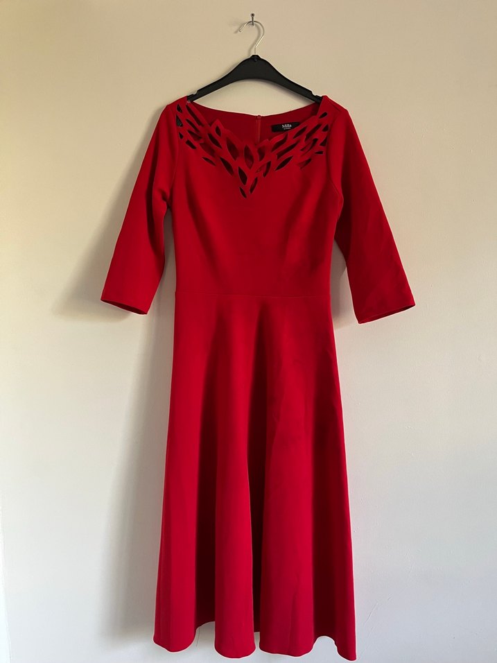 Kırmızı V Yaka Dantel Detaylı Kadın Elbise - Görsel 3