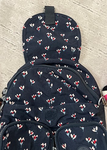 Kipling Çiçek Desenli kiz cocuk Sırt Çantası