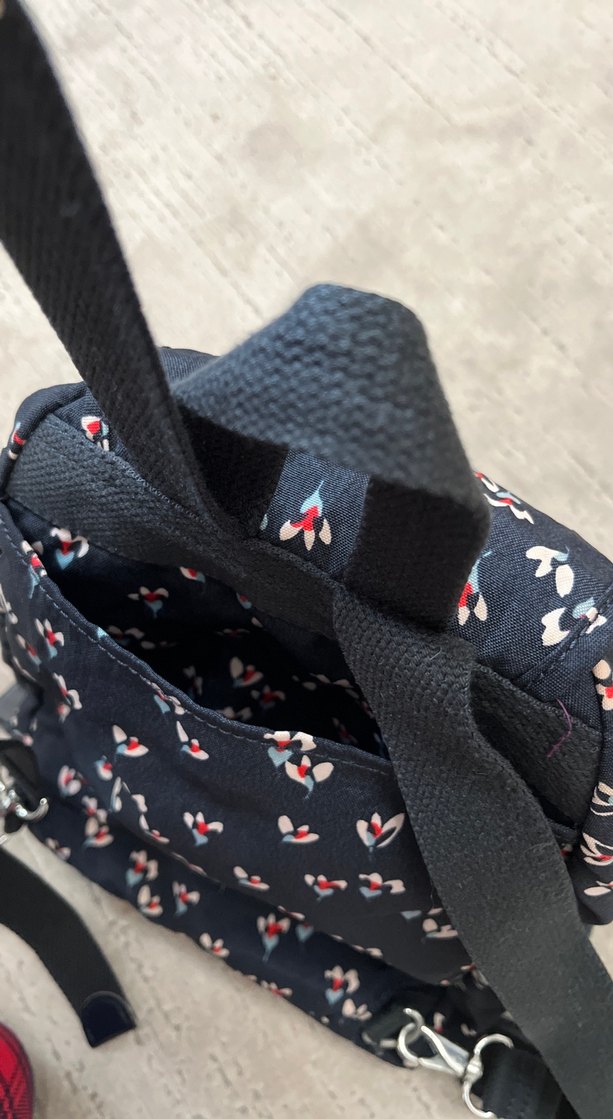 Çiçek Desenli kiz cocuk Sırt Çantası - Görsel 4