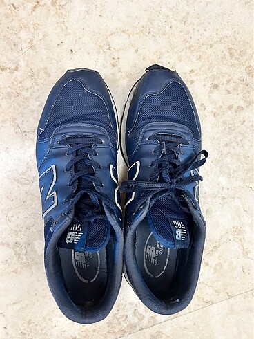 Temiz kullanılmış New Balance 500 spor ayakkabı
