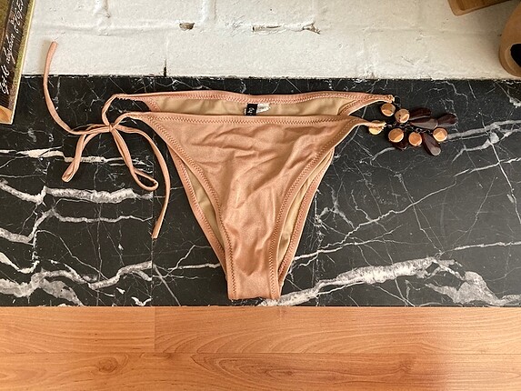 Ayyıldız Taş Detaylı Bronz Bikini Altı