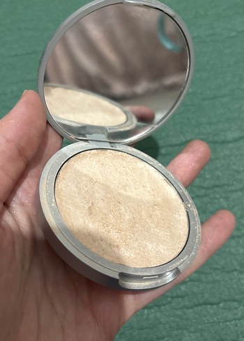 Bej Parlak Kapatıcı ve Aydınlatıcı 8g - Görsel 3