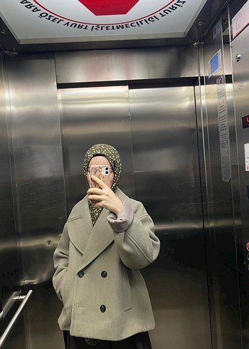 Zara kısa kaban - Görsel 3