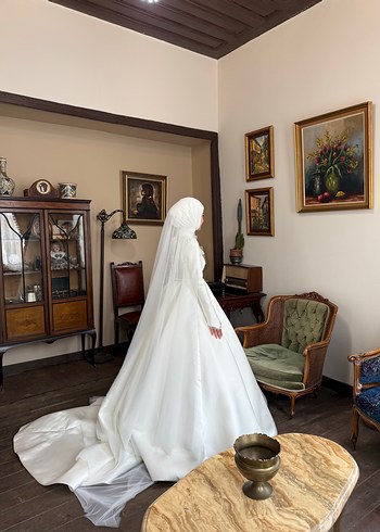 Museum of florale Beyza karam gelinlik - Görsel 3