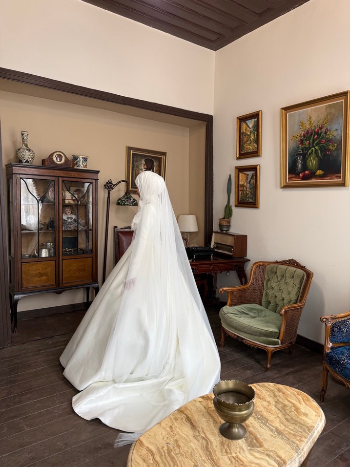 Museum of florale Beyza karam gelinlik - Görsel 5